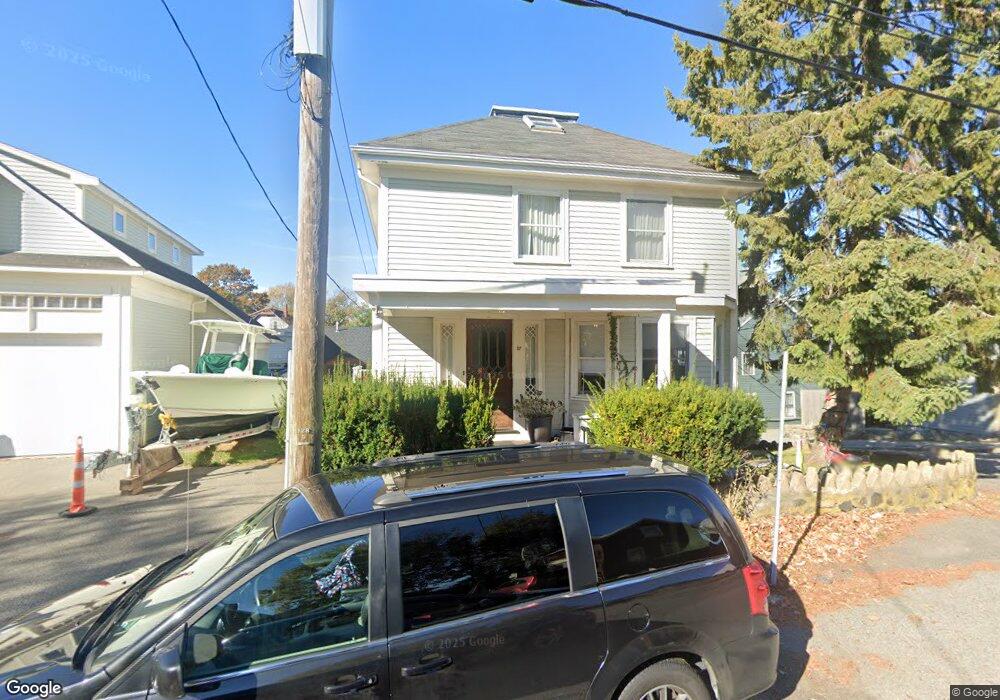 37 Rowland St, Marblehead, MA 01945 - photo 1