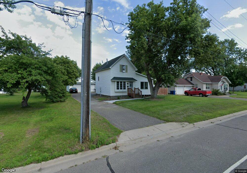 704 Summit Ave S, Sauk Rapids, MN 56379 - photo 1