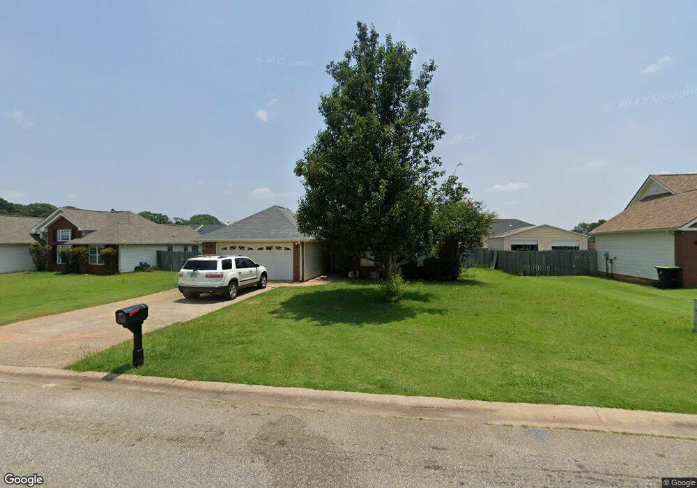 302 Carver Ct, Warner Robins, GA 31088 - photo 1