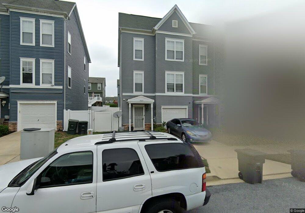 5029 Kimi Gray Ct SE, Washington, DC 20019 - photo 1