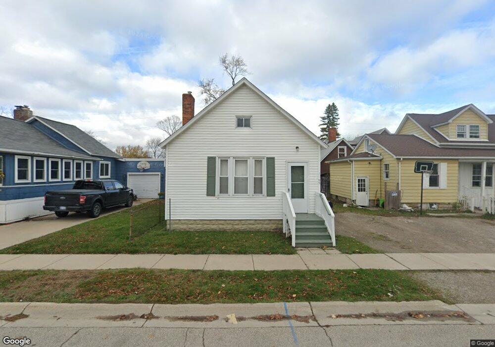 1109 Wells St, Port Huron, MI 48060 - photo 1
