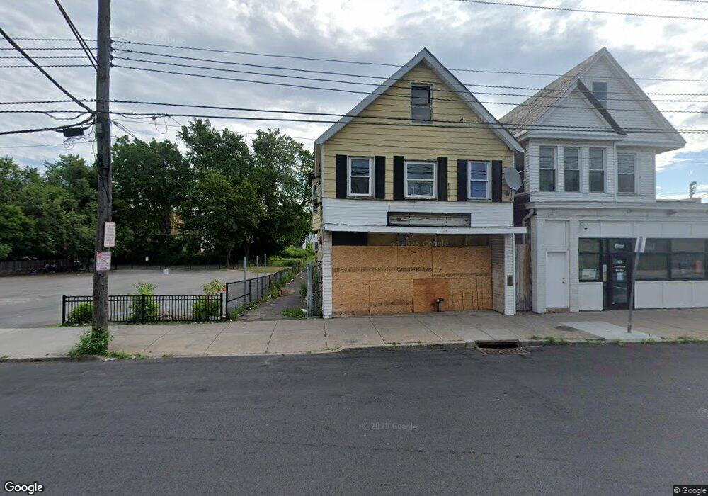 835 Albany St, Schenectady, NY 12307 - photo 1