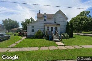 503 S Maple St, Monticello, IA 52310
