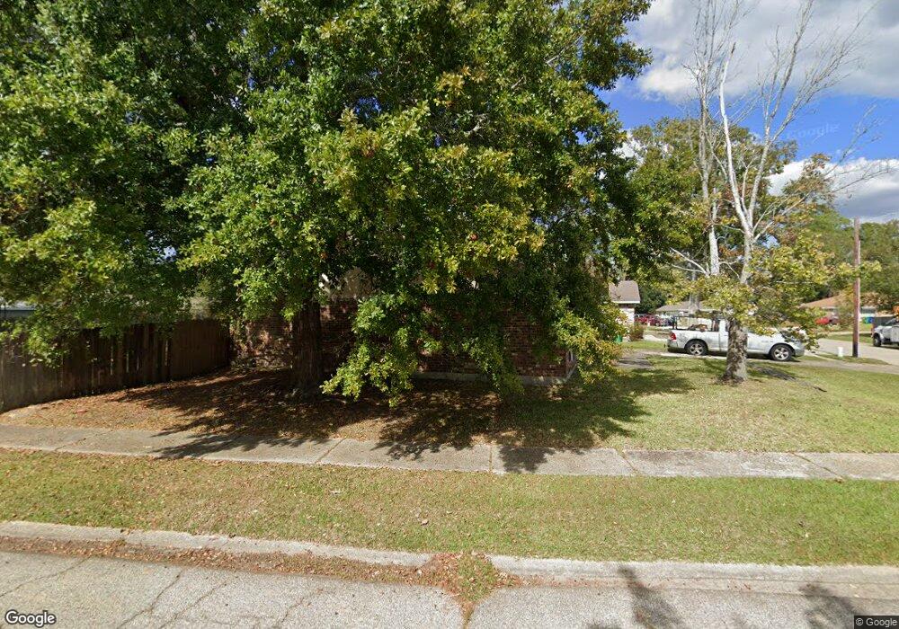 301 N Kings Ct, Slidell, LA 70458 - photo 1