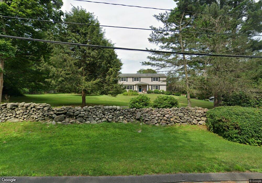 22 Phyllis Ln, Newtown, CT 06470 - photo 1