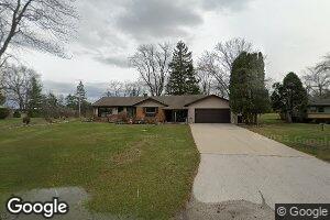 11301 Parkview Ln, Hales Corners, WI 53130