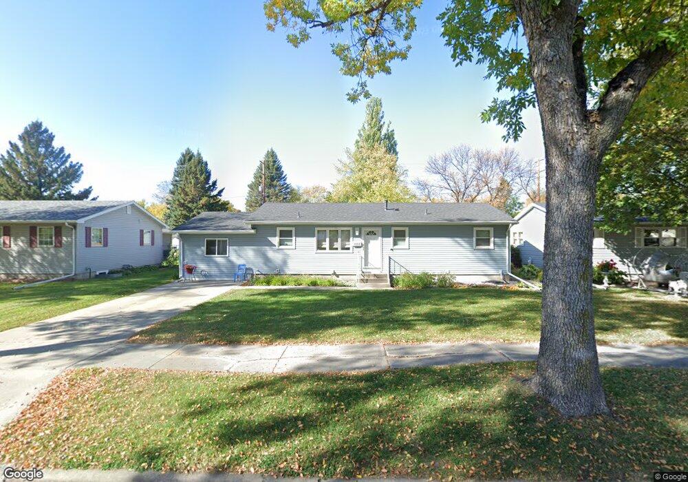 1106 S 18th St, Grand Forks, ND 58201 - photo 1