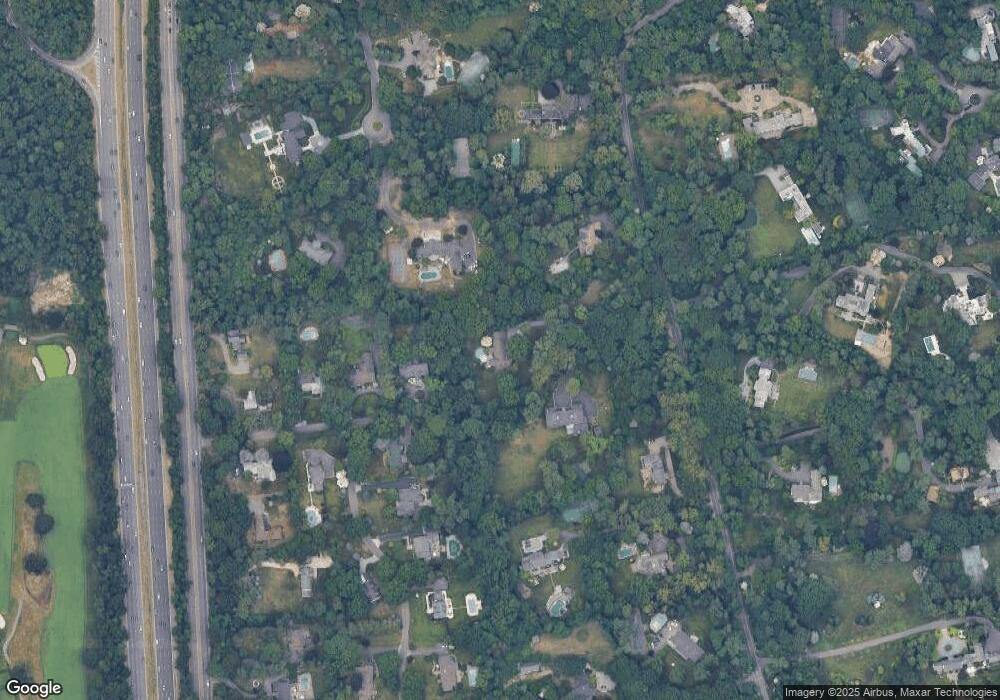 72 Bacon Rd, Old Westbury, NY 11568 - photo 1