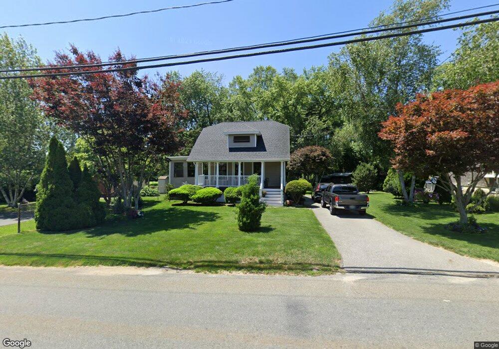 69 New Gardner Neck Rd, Swansea, MA 02777 - photo 1