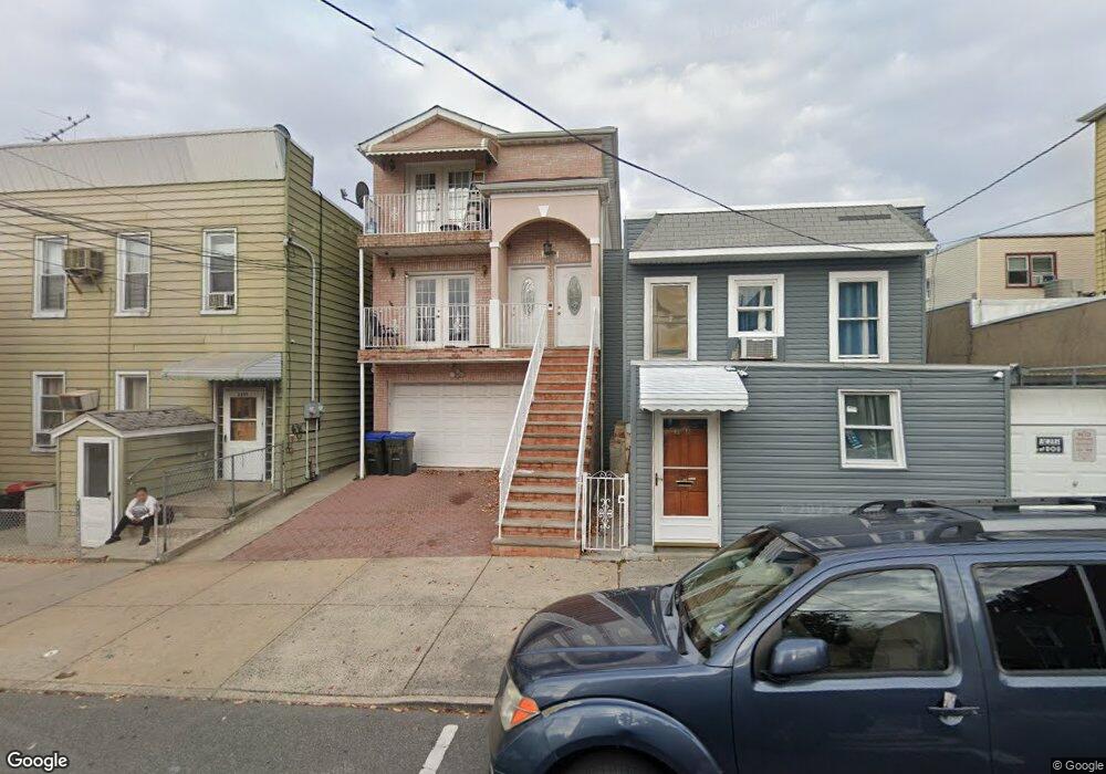 6609 Palisade Ave, West New York, NJ 07093 - photo 1
