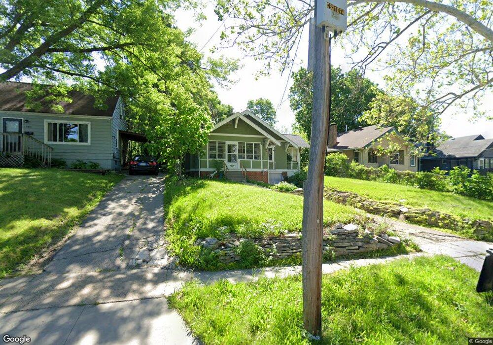 3215 8th St, Des Moines, IA 50313 - photo 1