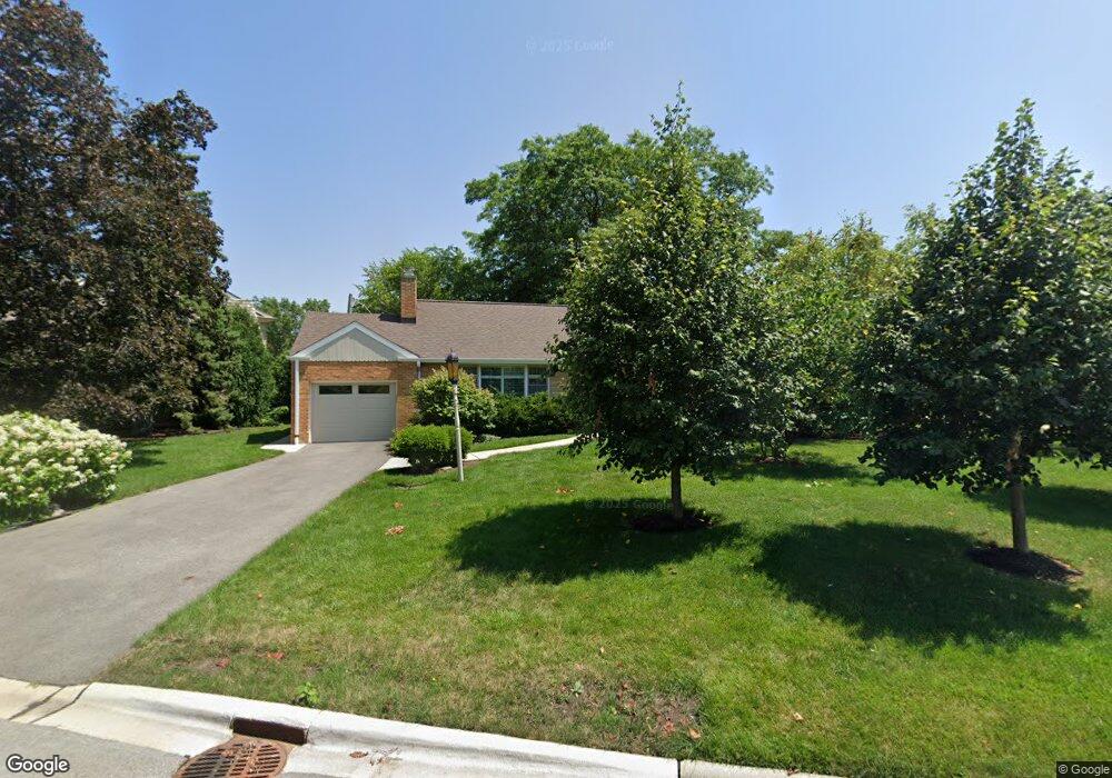 2223 Robincrest Ln, Glenview, IL 60025 - photo 1