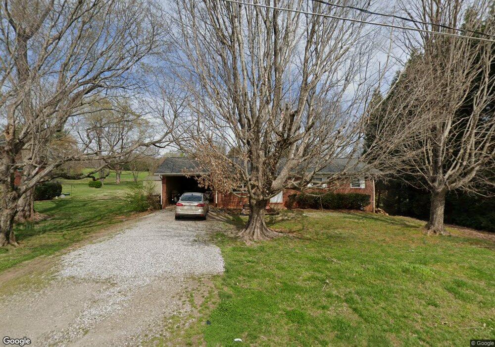 143 Strawberry Ln, Statesville, NC 28625 - photo 1