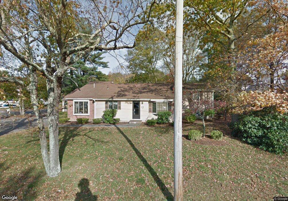 135 Oak St, Franklin, MA 02038 - photo 1