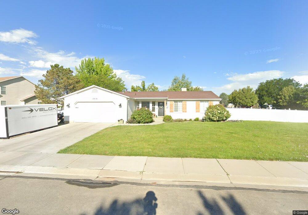 12046 Kenmore Cir, Riverton, UT 84065 - photo 1