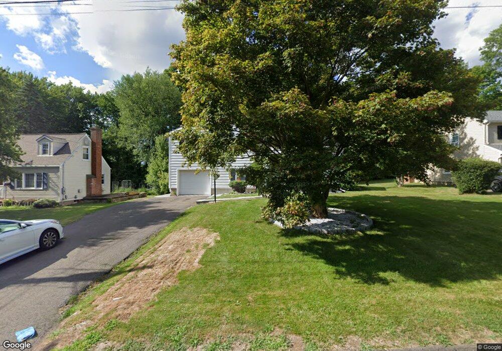 173 Knollwood Rd, Newington, CT 06111 - photo 1