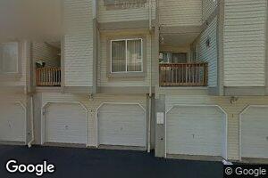 4 Marina View Dr, Sewaren, NJ 07077