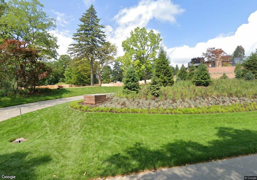 1520 Lone Pine Rd, Bloomfield Hills, MI 48302 - photo 1