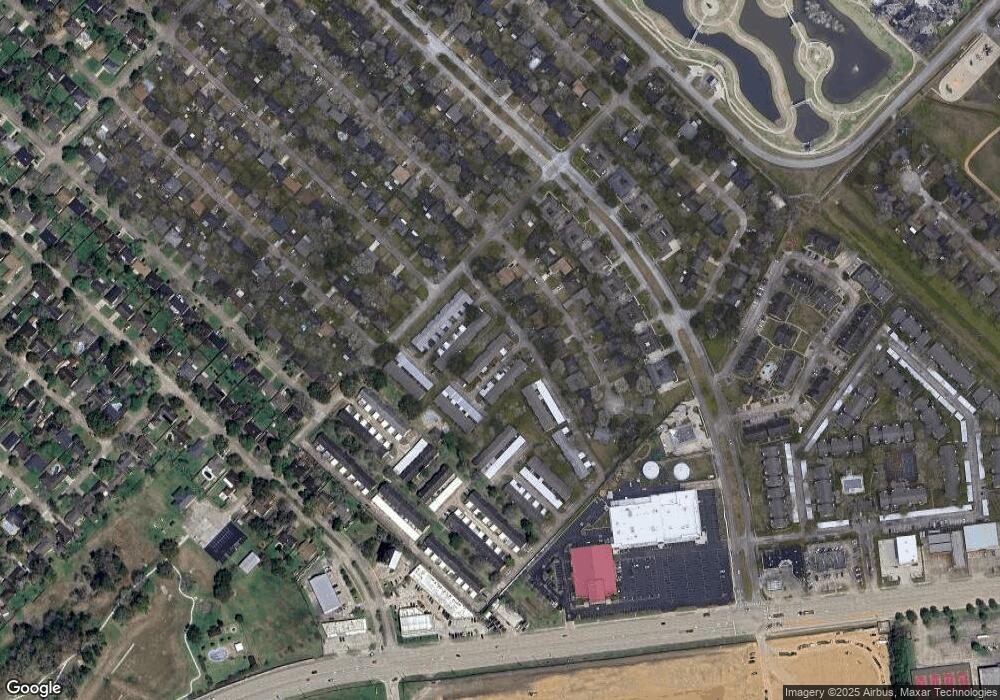 3754 Laura Leigh Dr, Friendswood, TX 77546 - photo 1