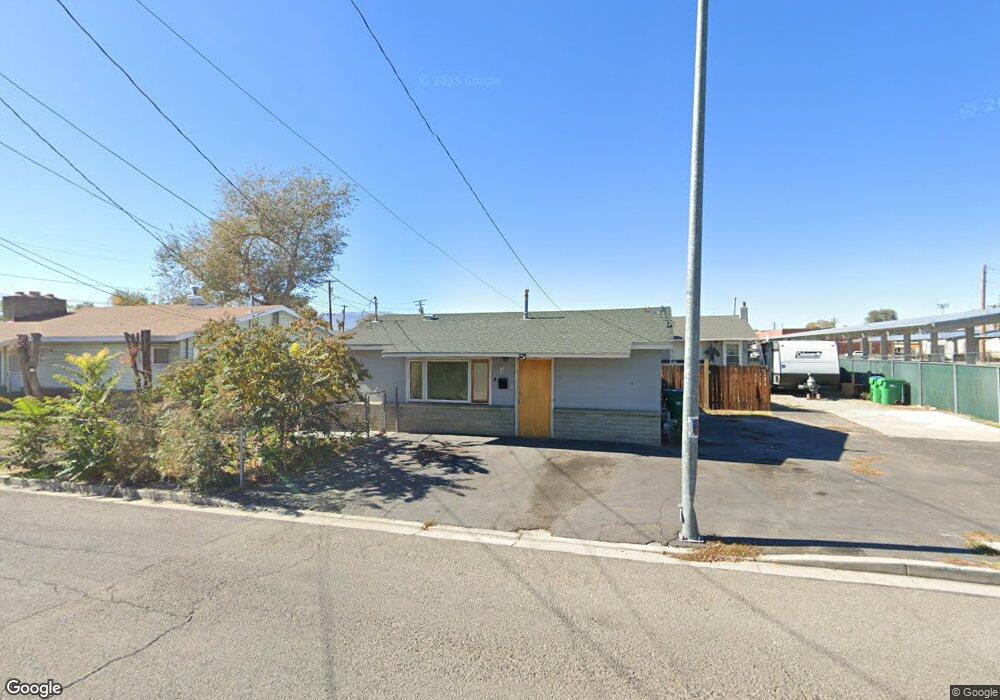 913 12th St, Sparks, NV 89431 - photo 1