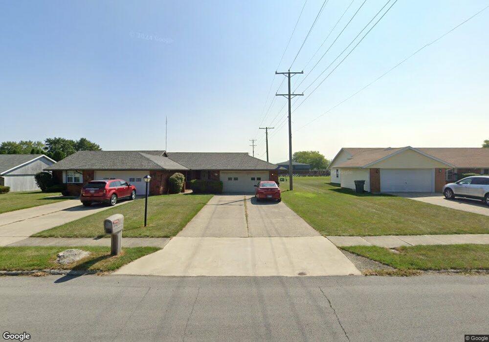 2472 Penny Lee Dr, Lima, OH 45805 - photo 1