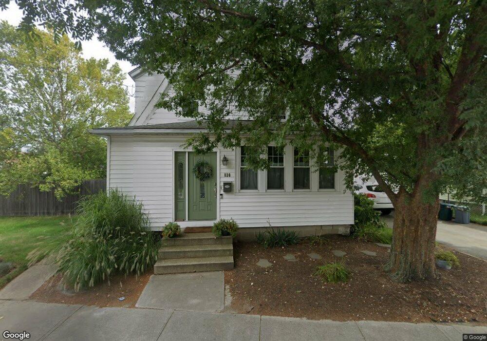 820 Warwick Ave, Warwick, RI 02888 - photo 1