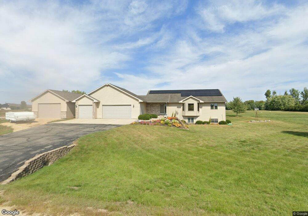W2970 Sand Crane Dr, Belleville, WI 53508 - photo 1