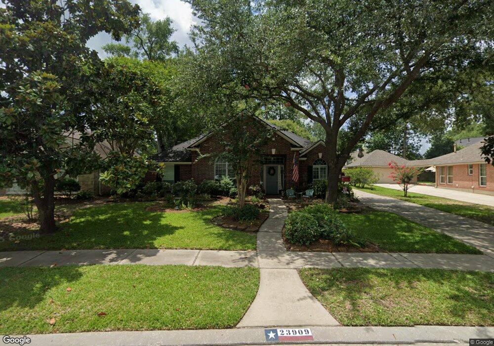 23909 Dorrington Estates Ln, Conroe, TX 77385 - photo 1