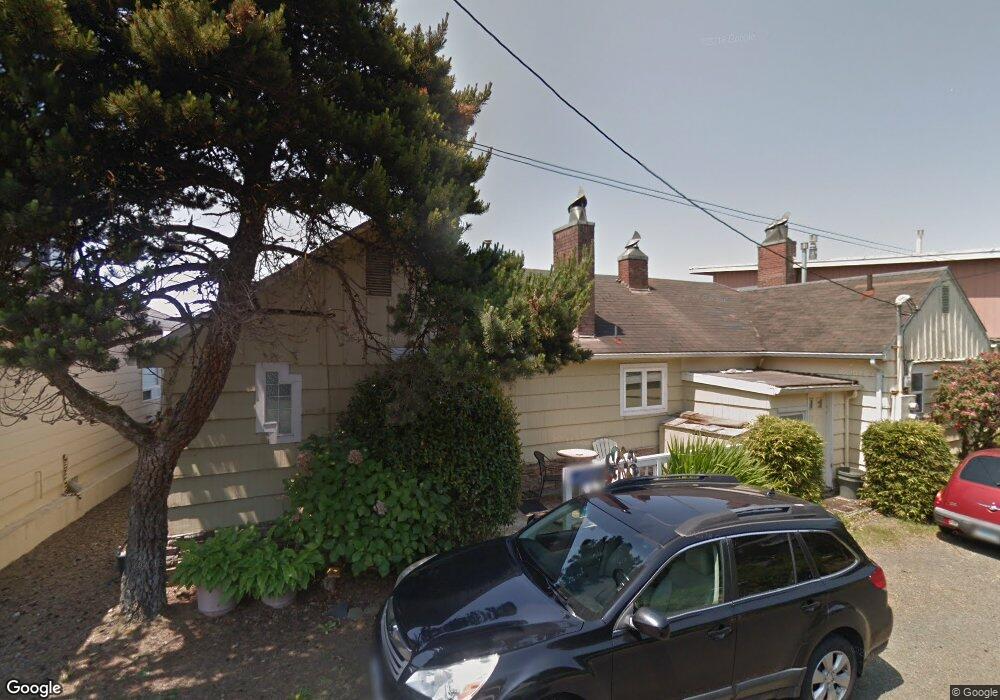 2127 SW Coast Ave, Lincoln City, OR 97367 - photo 1