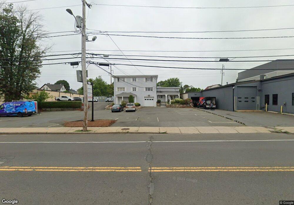 926 Eastern Ave unit 3, Malden, MA 02148 - photo 1