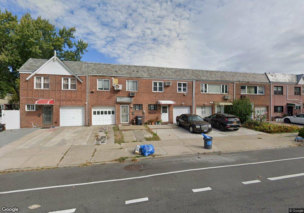 16205 73rd Ave, Fresh Meadows, NY 11366 - photo 1