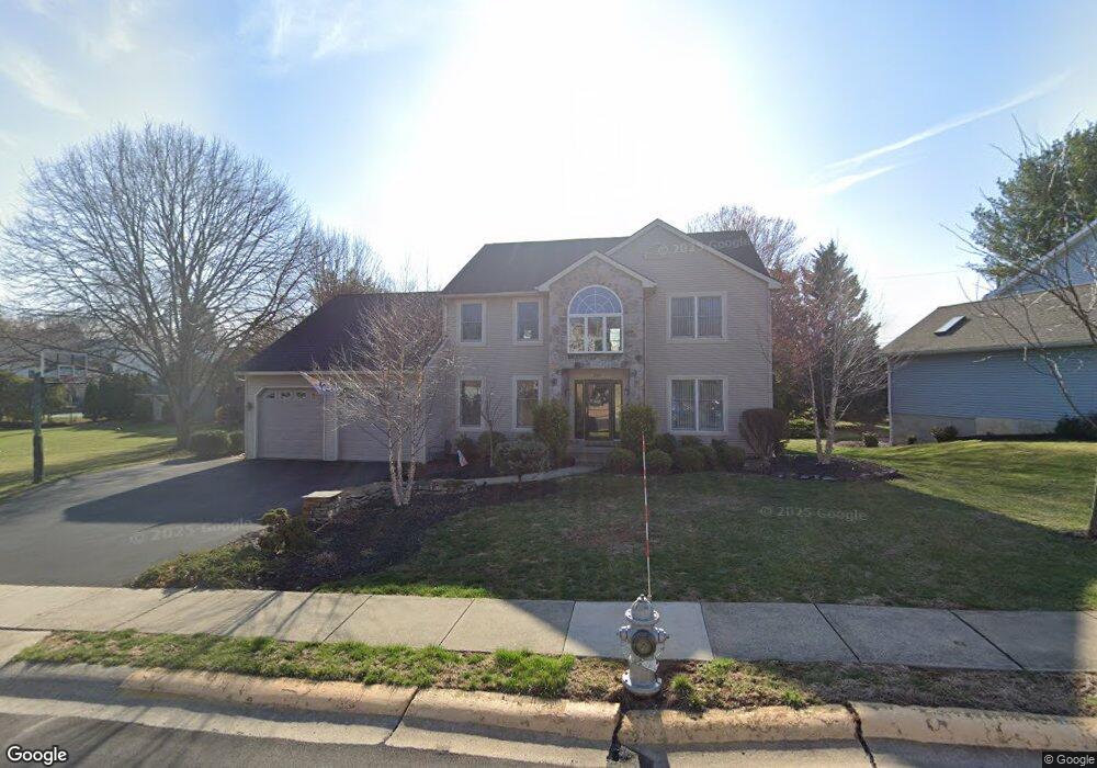 2204 Bressler Dr, Reading, PA 19610 - photo 1