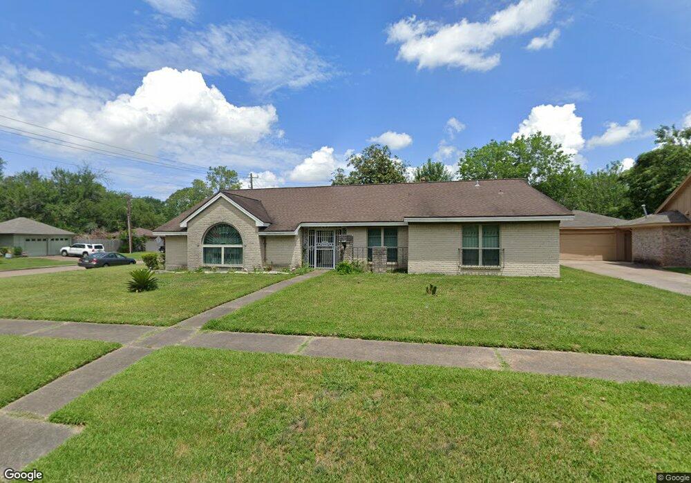 5430 Bent Bough Ln, Houston, TX 77088 - photo 1