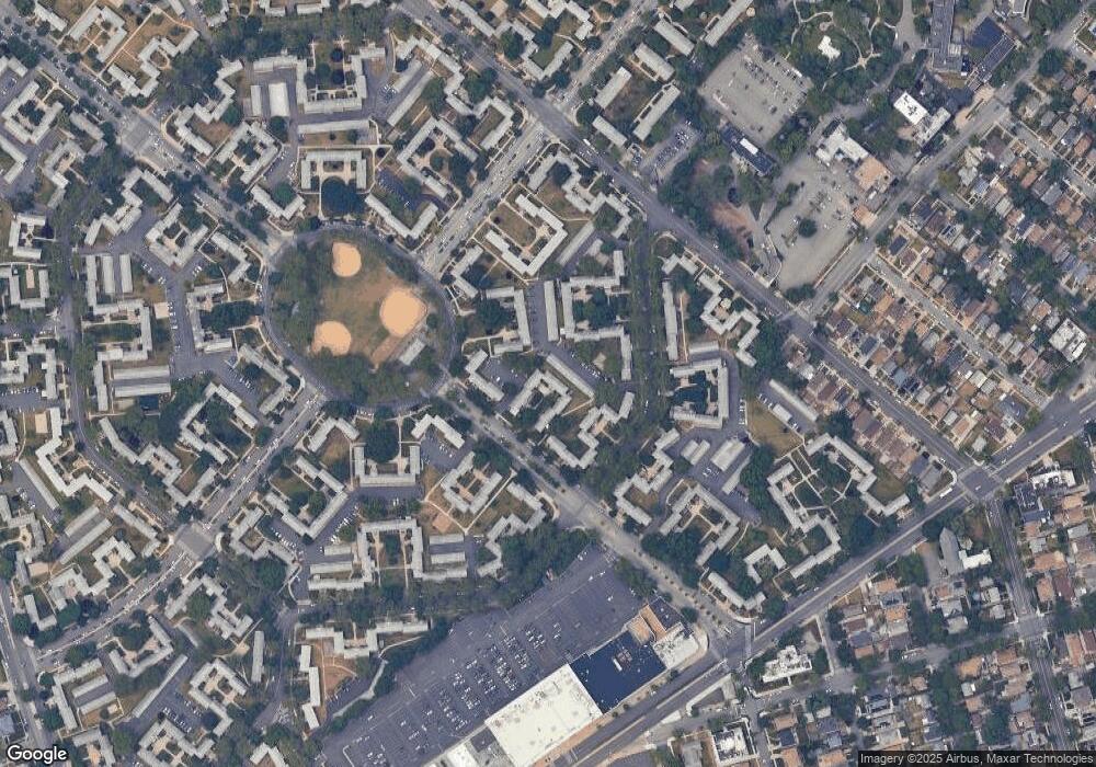 74-47 260 unit upper, Glen Oaks, NY 11004 - photo 1