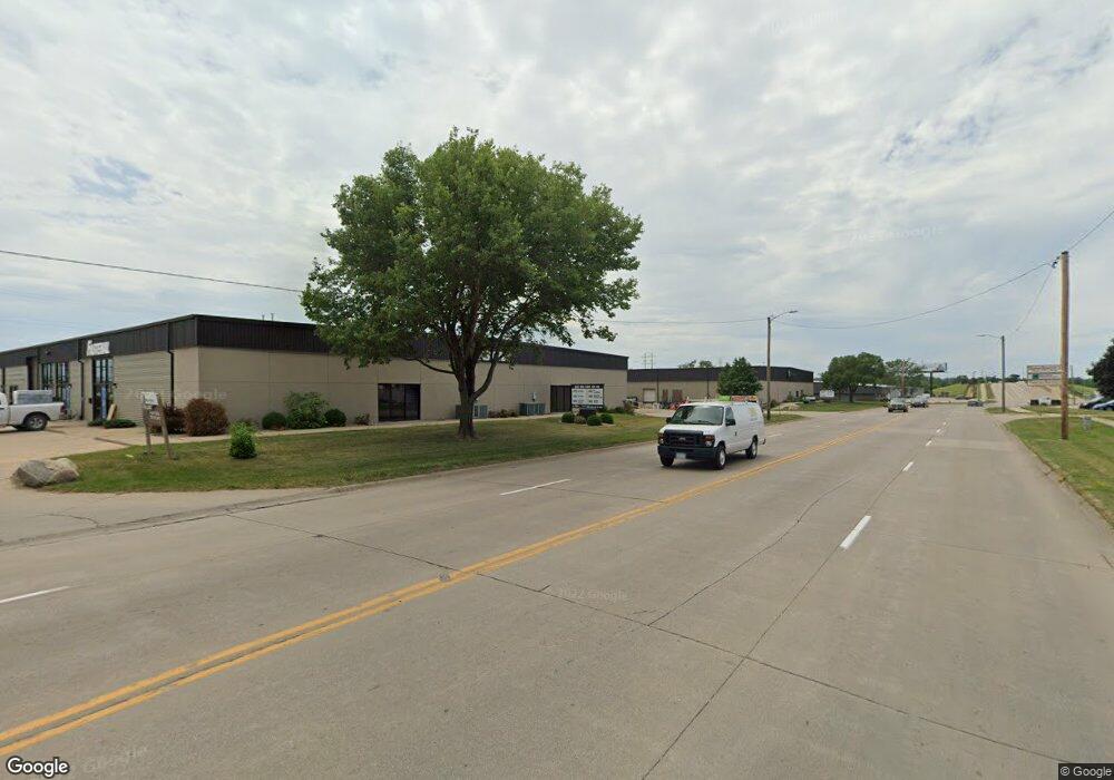 865 33rd Ave SW, Cedar Rapids, IA 52404 - photo 1