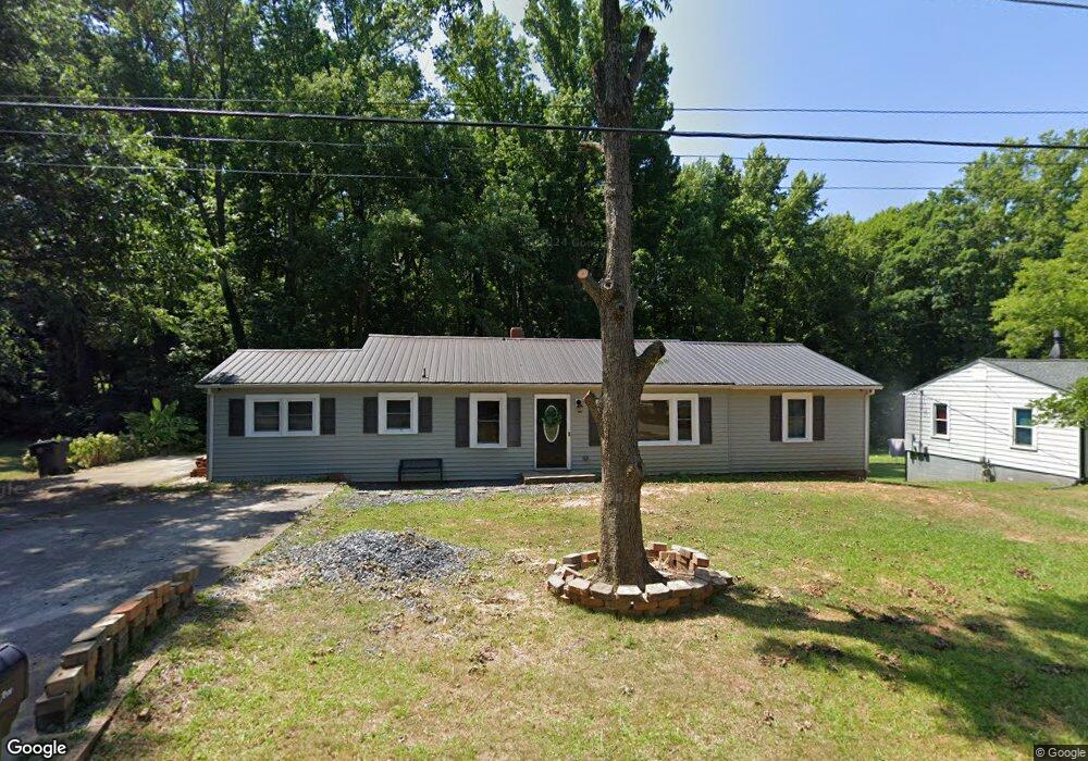 723 Morgan Ave, Asheboro, NC 27205 - photo 1