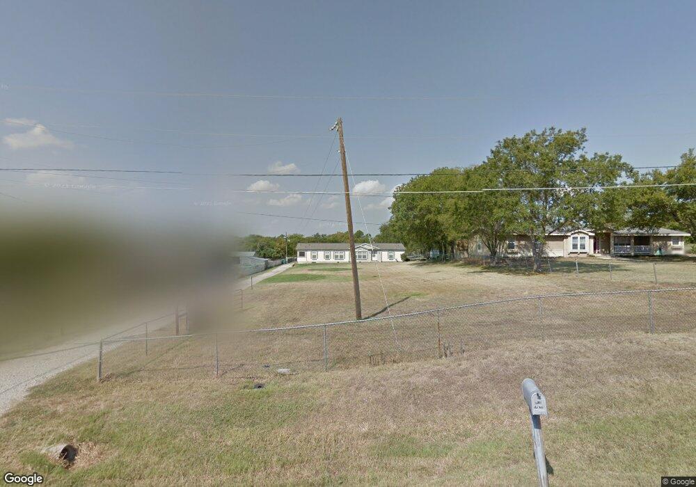 570 Parker St, Azle, TX 76020 - photo 1