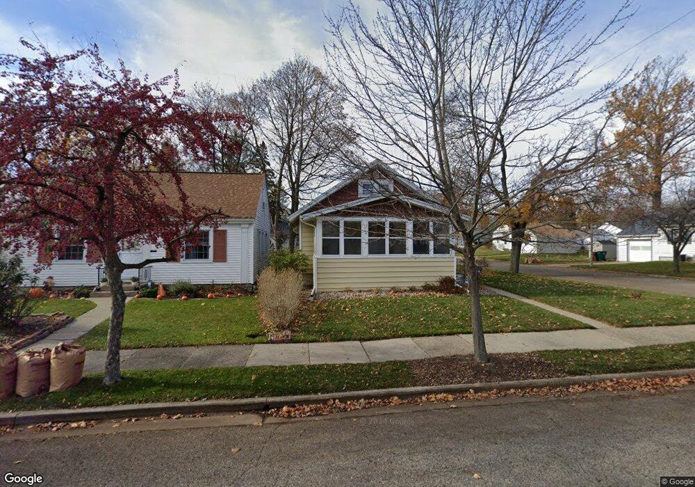 2100 Harding Ave, Lansing, MI 48910 - photo 1