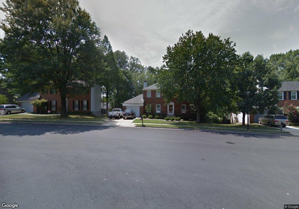 2587 John Milton Dr, Herndon, VA 20171 - photo 1