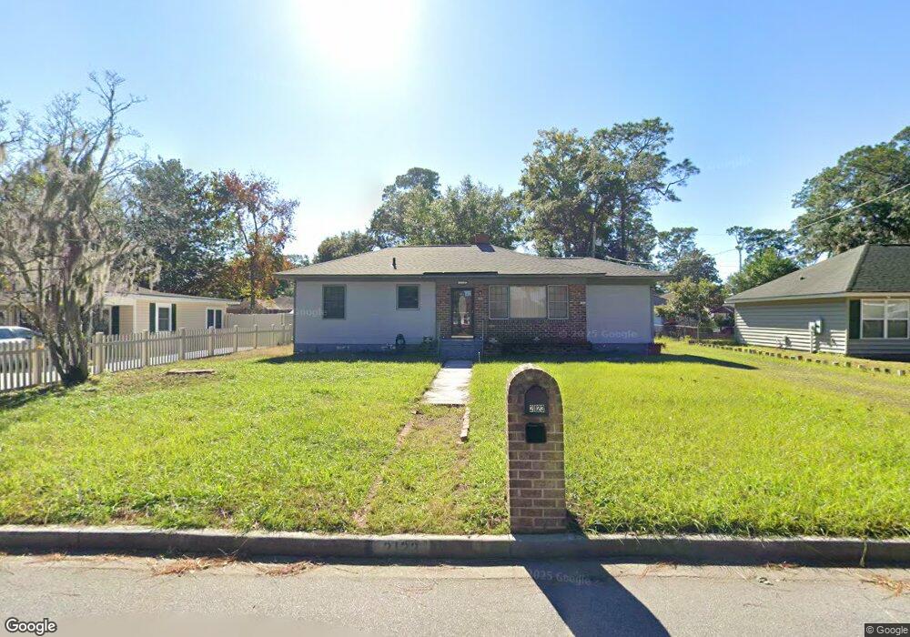 2123 N Fernwood Dr, Savannah, GA 31404 - photo 1