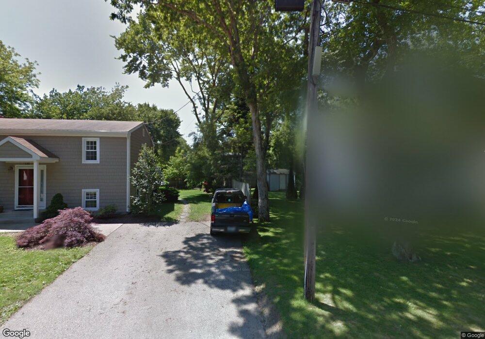 112 Conanicus Rd, Narragansett, RI 02882 - photo 1