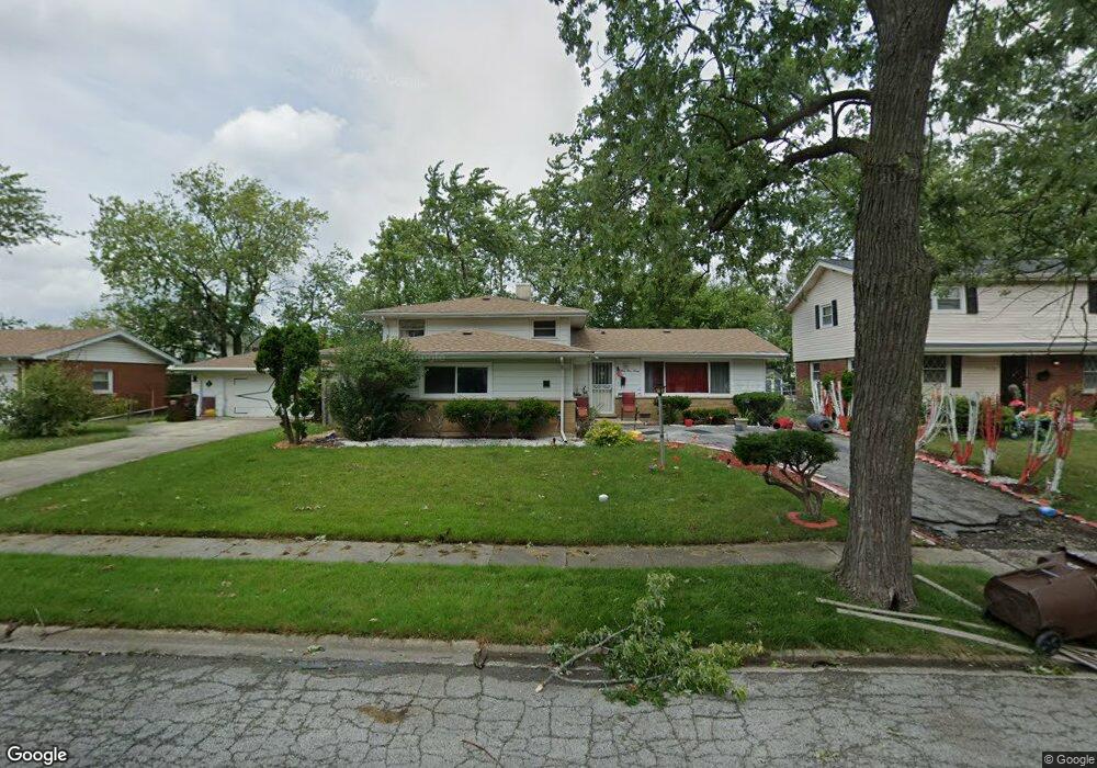 3320 Maple Ln, Hazel Crest, IL 60429 - photo 1