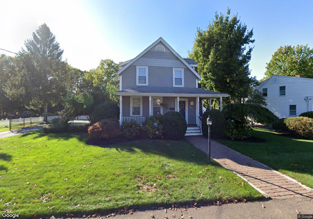 25 Preston St, Wakefield, MA 01880 - photo 1