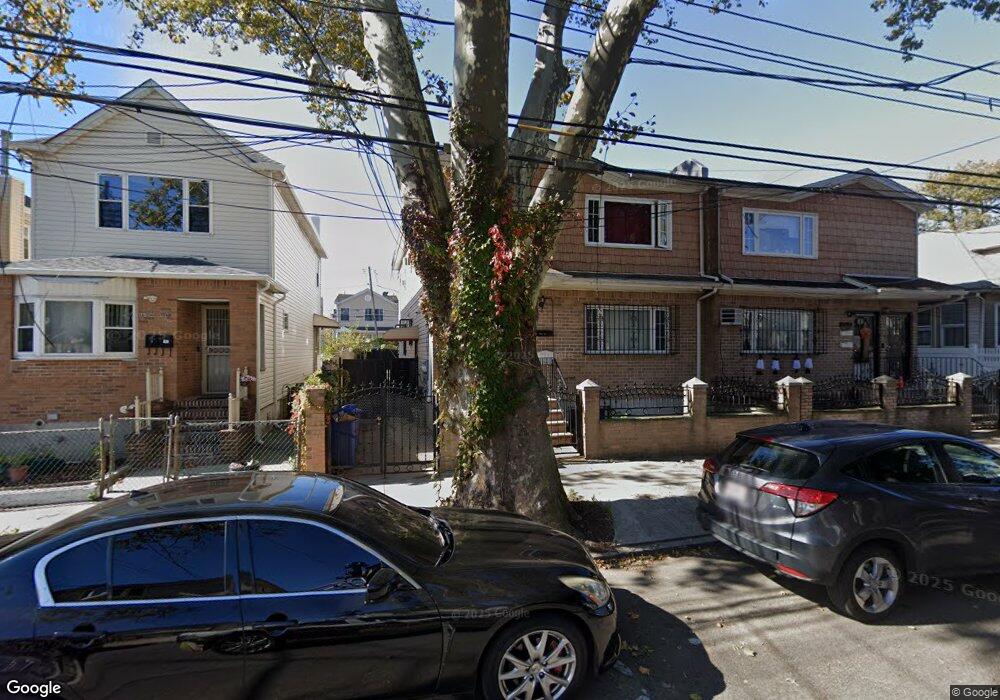 10454 165th St, Jamaica, NY 11433 - photo 1