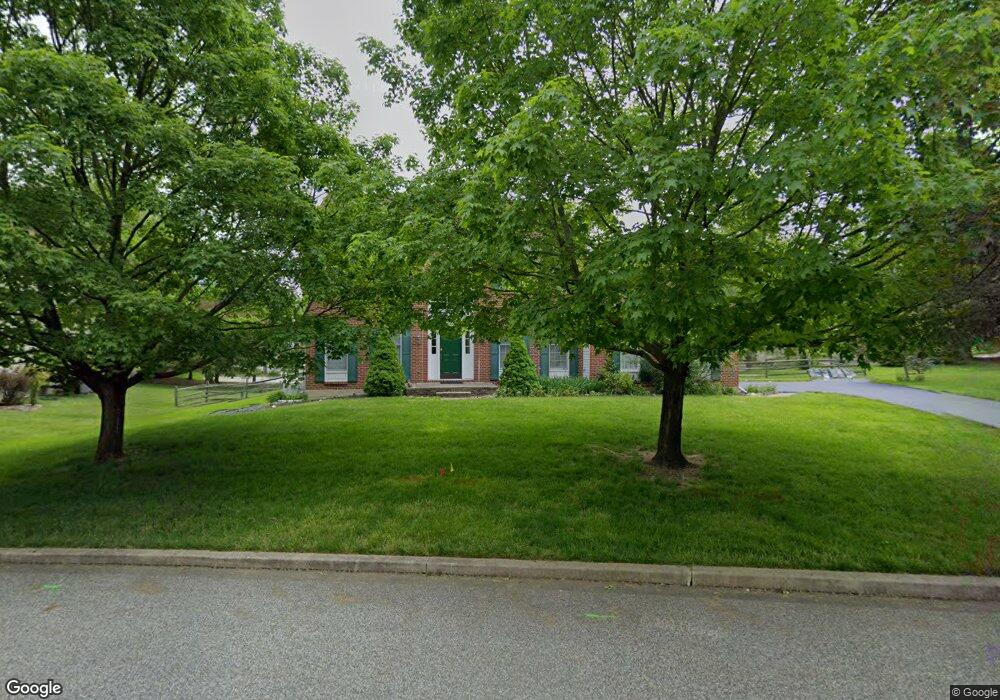 919 Heatherstone Dr, Berwyn, PA 19312 - photo 1