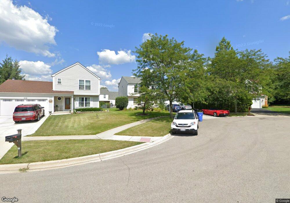 1818 Cambridge Dr, Carpentersville, IL 60110 - photo 1