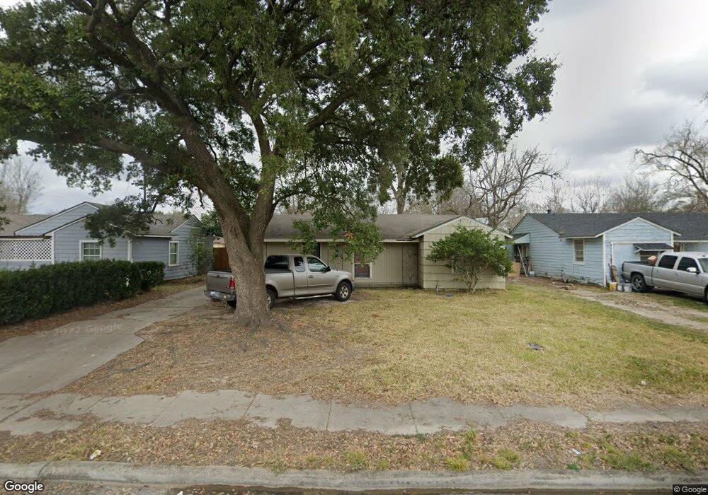 5227 Dewberry St, Houston, TX 77021 - photo 1