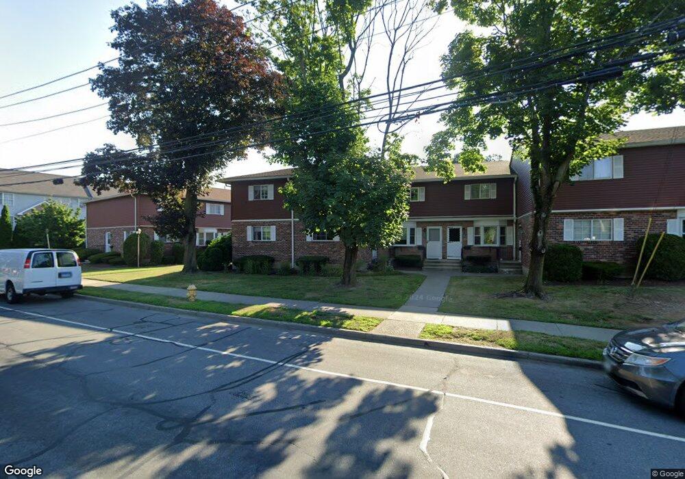 35 Leslie Rd unit D, Bridgeport, CT 06606 - photo 1