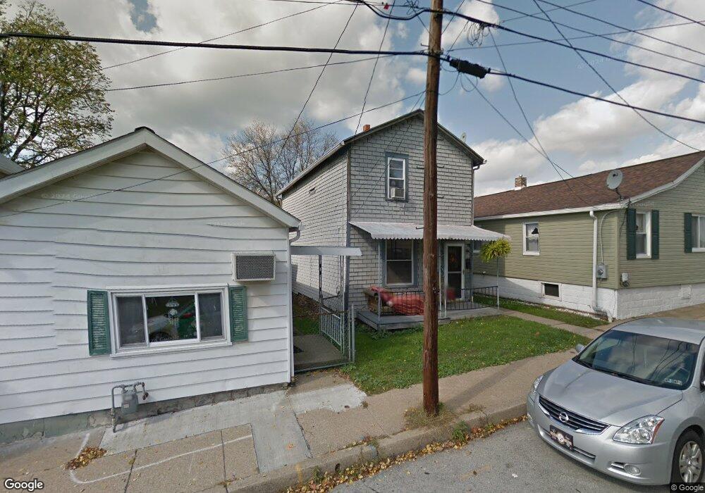 404 Mary St, Latrobe, PA 15650 - photo 1