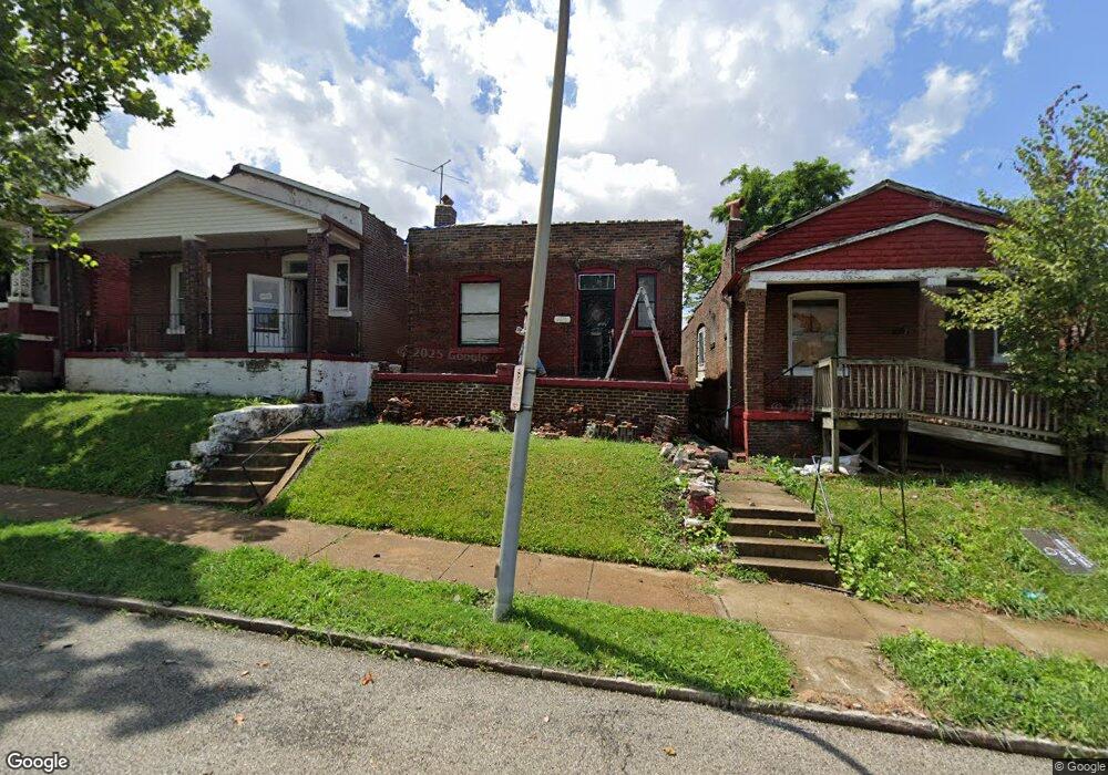 4470 Penrose St, Saint Louis, MO 63115 - photo 1